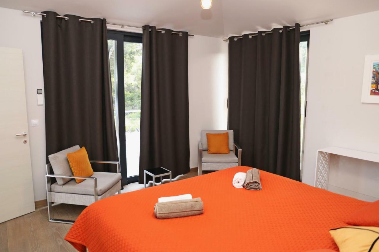 Seaside Villa At Prizba Bagian luar foto